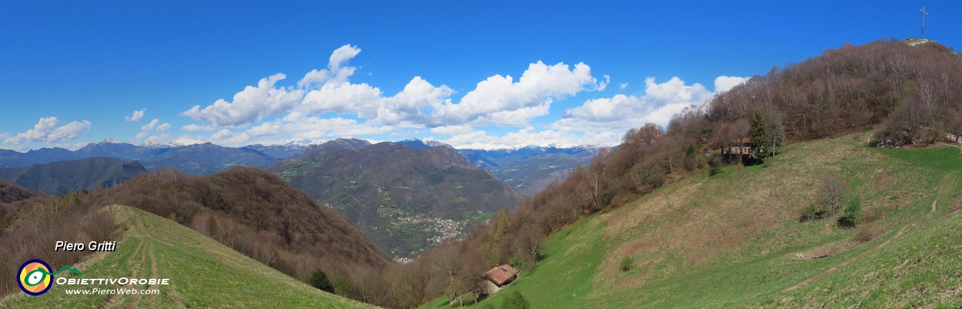 57 Vista panoramica dal dosso di atterraggio elicottero.jpg
